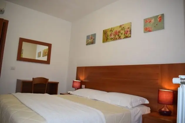 Tek Büyük veya İki Ayrı Yataklı Oda, Özel Banyo