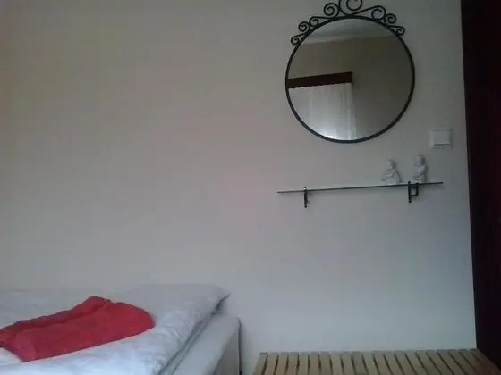 İki Ayrı Yataklı Oda, Ortak Banyo