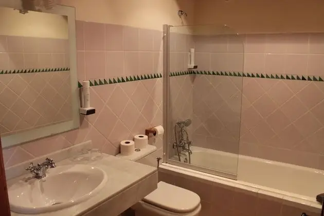 Standard Büyük Yataklı Tek Kişilik Oda