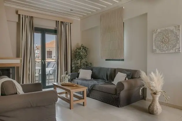 Ambassador Suite, 2 Bedrooms, Fireplace