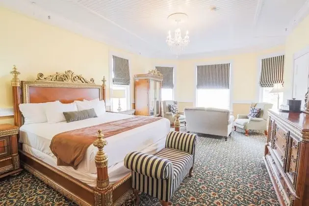 King Suite