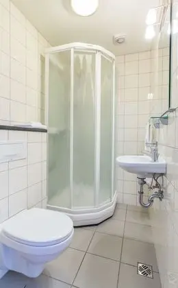 Basic Tek Büyük veya İki Ayrı Yataklı Oda, Özel Banyo