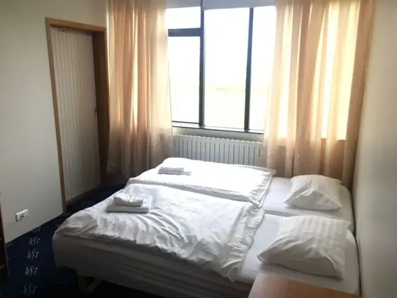 Economy Dört Kişilik Oda, Ortak Banyo