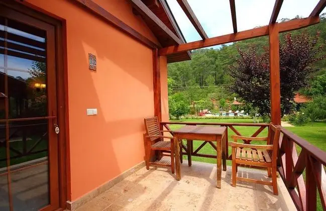 Standart Oda, Bahçe Manzaralı