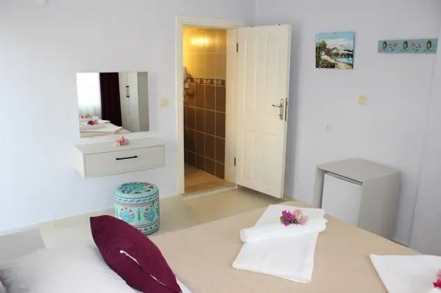 Superior Double Room, Bahçe Manzaralı, Balkonlu