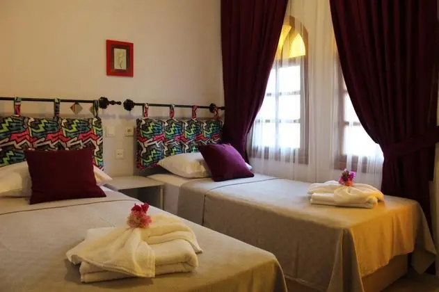 Superior Double veya Twin Room, Havuz Manzaralı, Balkonlu