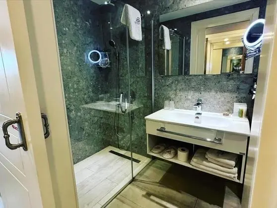 Tek Kişilik,    , Havuzlu