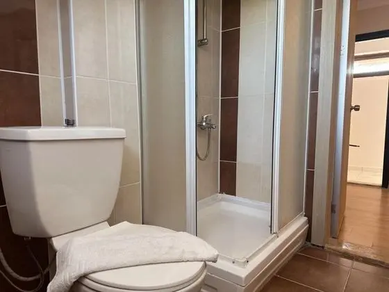 Aile Odası, Havuz Manzaralı, Balkonlu