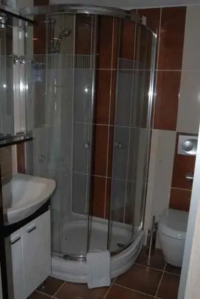 Comfort Oda, Kara Manzaralı
