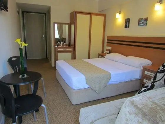 Comfort Oda, Kara Manzaralı
