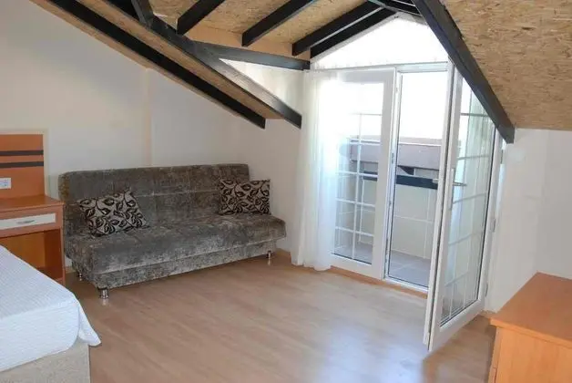 Suite, Havuz Manzaralı