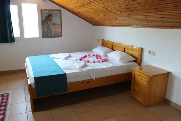 Economy Twin Room, Garden View