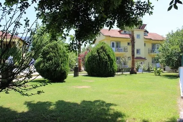 Economy Twin Room, Garden View