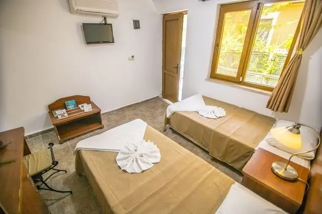 Classic Twin Room