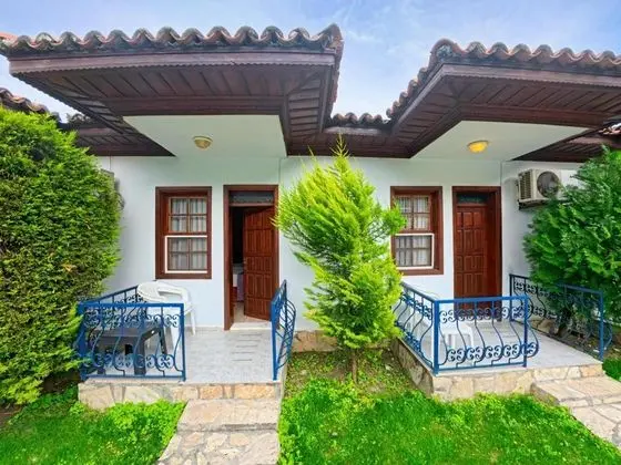 Çift Kişilik, Göl Manzaralı, Balkonlu