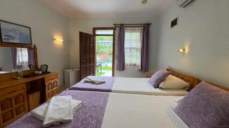 Çift Kişilik, Göl Manzaralı, Balkonlu