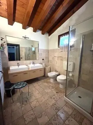 Classic Üç Kişilik Oda