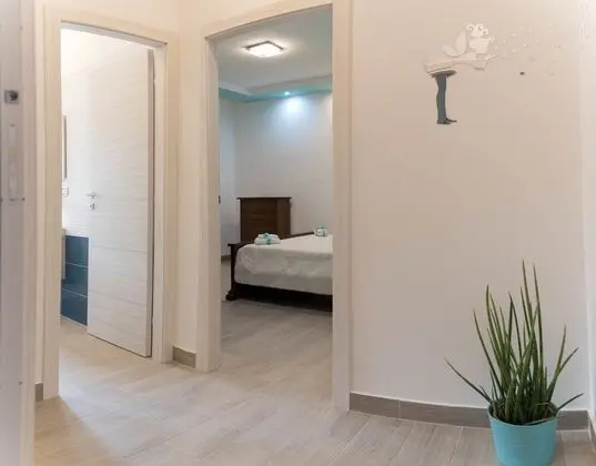 Tek Büyük Yataklı Oda (Private External Bathroom)