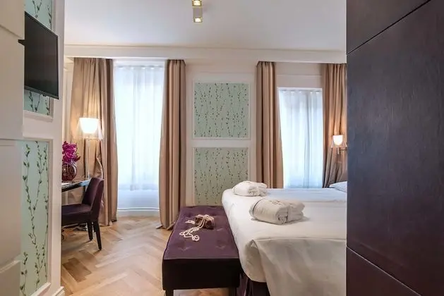 Classic Tek Büyük Yataklı Oda