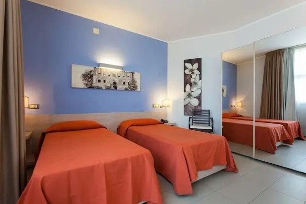 Deluxe Büyük Yataklı Tek Kişilik Oda