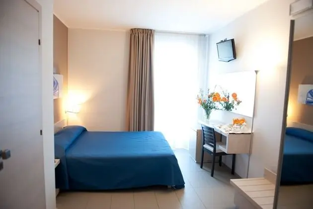 Standard Tek Büyük veya İki Ayrı Yataklı Oda, Deniz Manzaralı