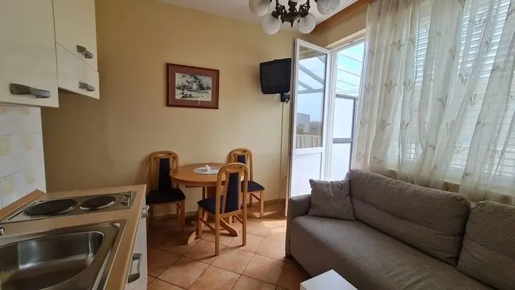 Apart Daire (Dami - 100m from the sea - A4 Wind(2+)