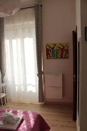 Tek Büyük veya İki Ayrı Yataklı Oda, Balkon