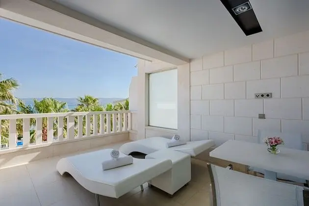 Deluxe Süit, Teras, Deniz Manzaralı