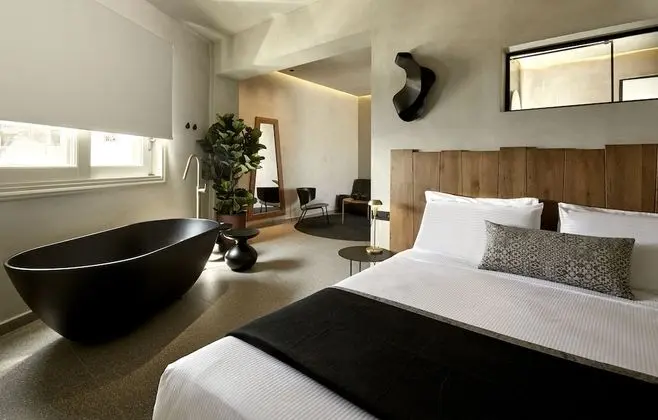 Grand Caldera View Suite with Hot Tub