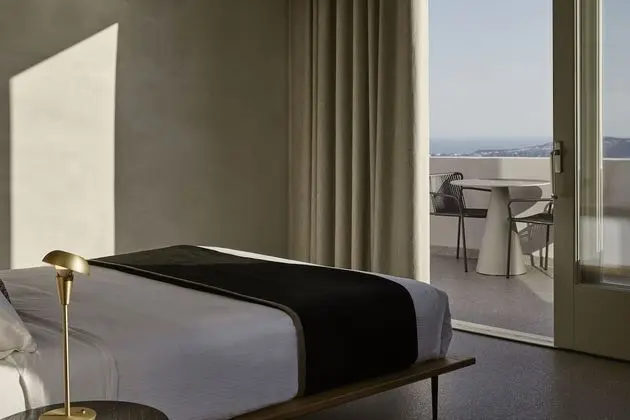 Grand Caldera View Suite with Hot Tub