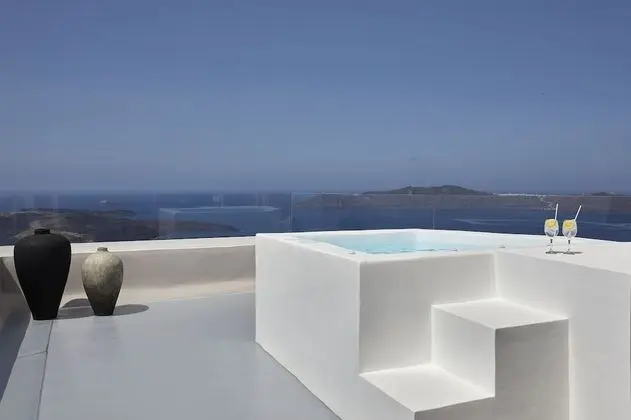 Grand Caldera View Suite with Hot Tub