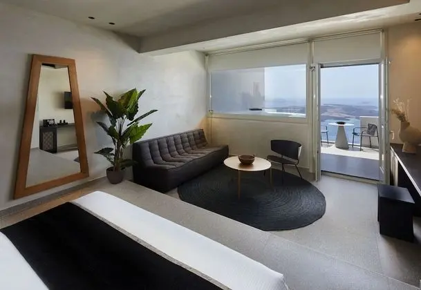 Master Caldera View Suite with Hot Tub