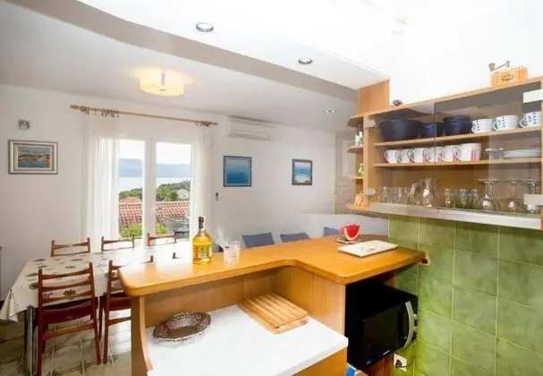 Apart Daire (Damir - 80 m from beach - A1(4))