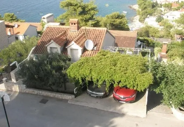 Apart Daire (Damir - 80 m from beach - A1(4))