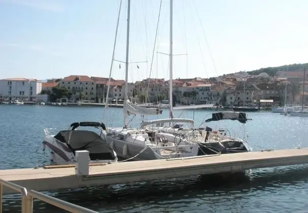 Apart Daire (Damir - 80 m from beach - A1(4))
