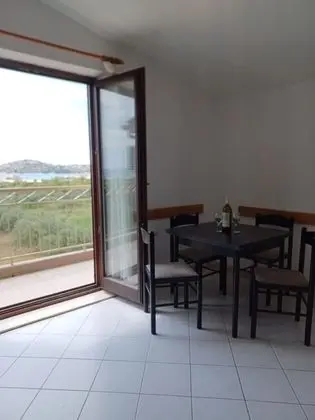 Apart Daire (Damir - on the sea side - A3(2+1))