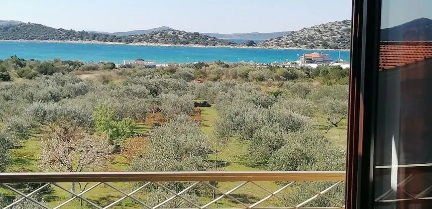 Apart Daire (Damir - on the sea side - A3(2+1))