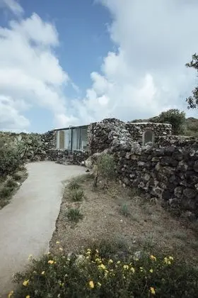 Ev, Banyolu/Duşlu, Bahçe Manzaralı