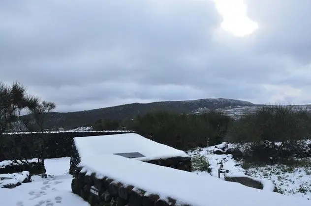 Ev, Banyolu/Duşlu, Bahçe Manzaralı