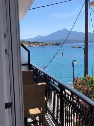 Üç Kişilik Oda, Deniz Manzaralı