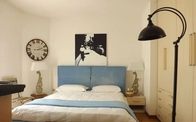 Comfort Tek Büyük Yataklı Oda