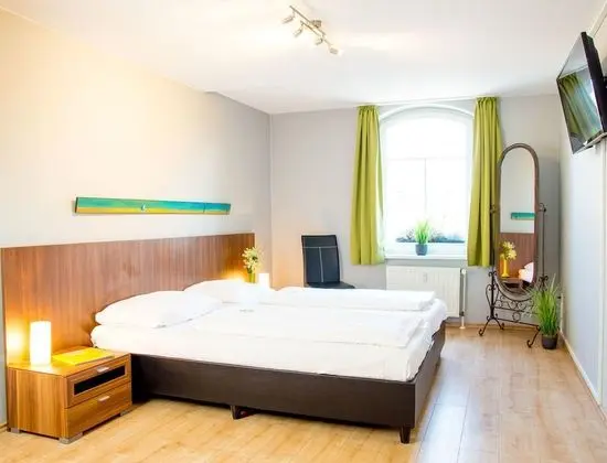 Comfort Tek Büyük Yataklı Oda