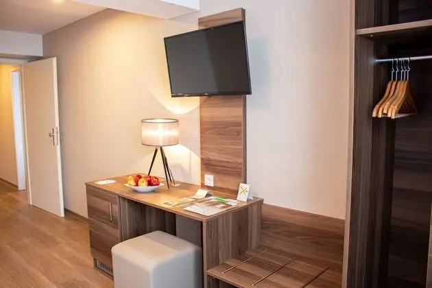 Comfort Tek Büyük Yataklı Oda