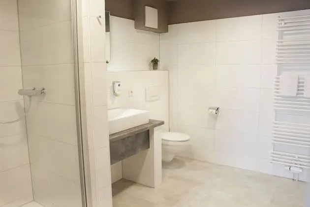 Comfort Tek Büyük Yataklı Oda