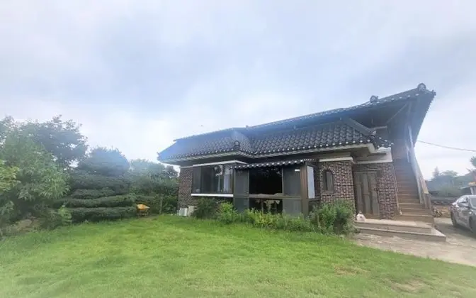 Oda (Separate house)