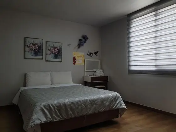 Family Room A (KRW10,000 surcharge for extra bedding)