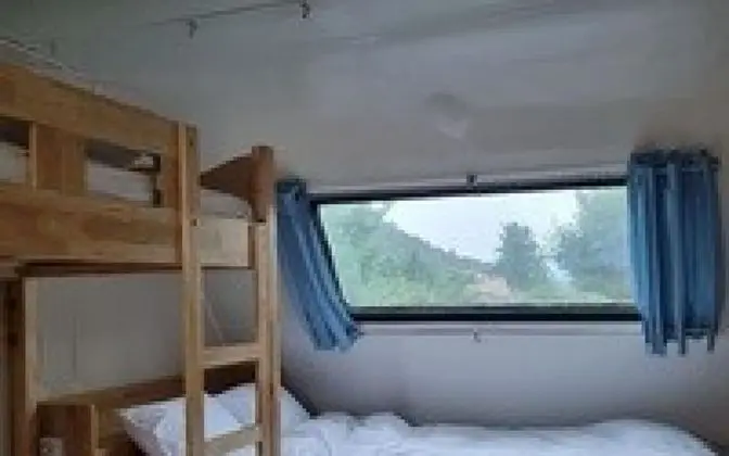 Oda (Grass flower (karaban unshared house))