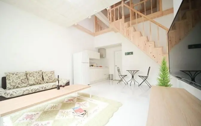 Oda (Pablo Picasso (Duplex))