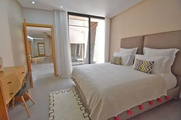 Luxury Villa, Birden Çok Yatak