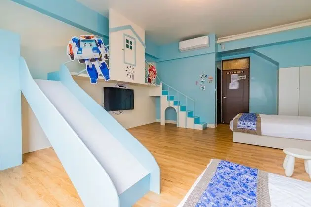 Family Oda, 1 Yatak Odası, Avlu Manzaralı